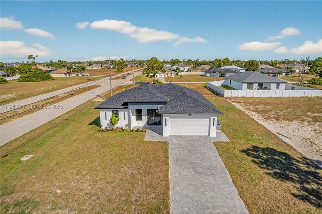 2325 NW 25 Lane, Cape Coral, FL 33993