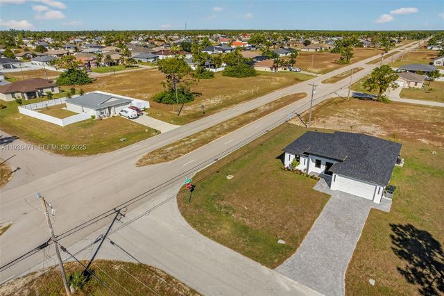 2325 NW 25 Lane, Cape Coral, FL 33993