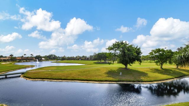 4539 Luxemburg Court 304, Lake Worth, FL 33467