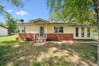 313 S Gray Court, Chouteau, OK 74337