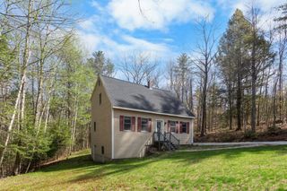 51 Guys Lane, Weare, NH 03281