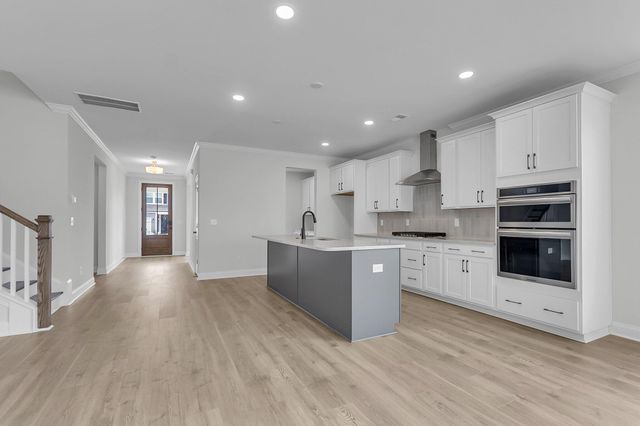 8 Wappoo Trace Lane, Summerville, SC 29486