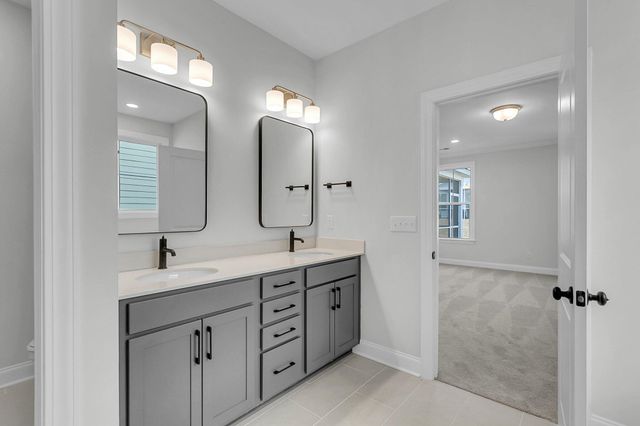 8 Wappoo Trace Lane, Summerville, SC 29486