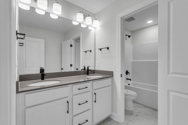 8 Wappoo Trace Lane, Summerville, SC 29486