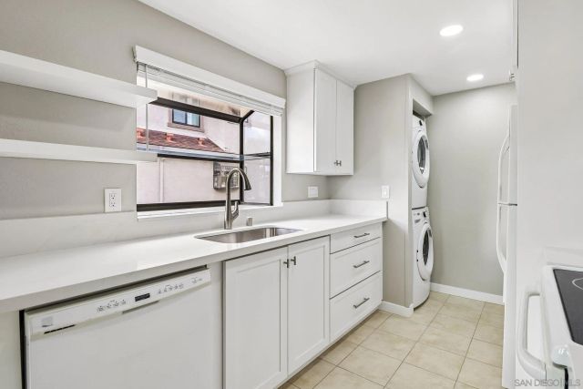 3693 Avocado Village Ct 198, La Mesa, CA 91941