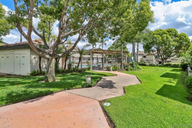 3693 Avocado Village Ct 198, La Mesa, CA 91941
