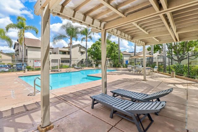 3693 Avocado Village Ct 198, La Mesa, CA 91941