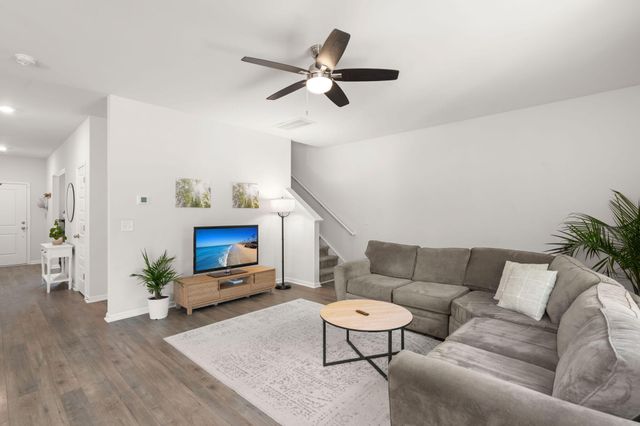 287 Firewheel Court, Summerville, SC 29486