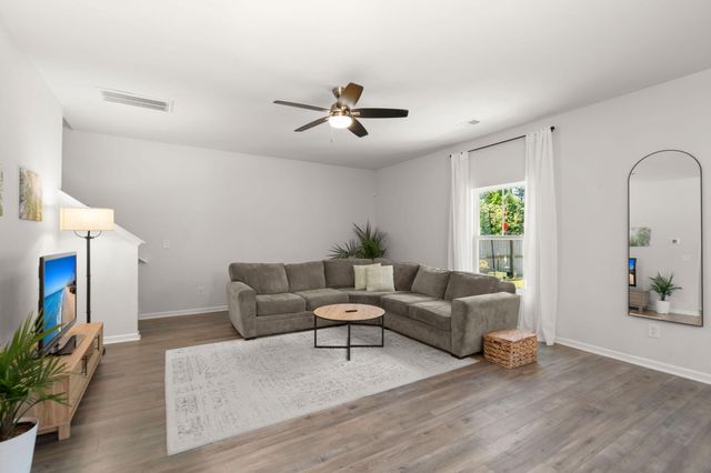 287 Firewheel Court, Summerville, SC 29486