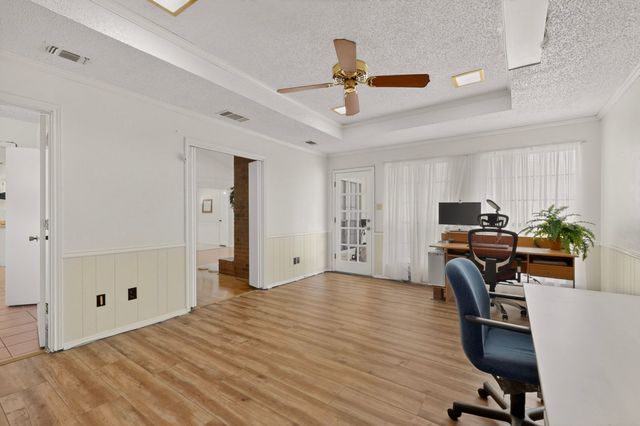 1604 Meadowgate Drive, Richardson, TX 75081