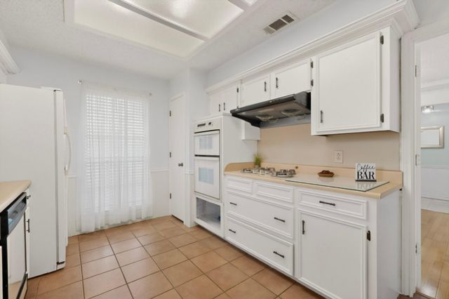 1604 Meadowgate Drive, Richardson, TX 75081