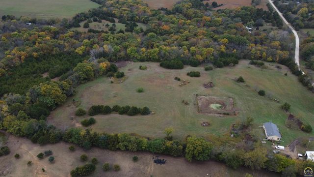 15571 154th Rd, Mayetta, KS 66509