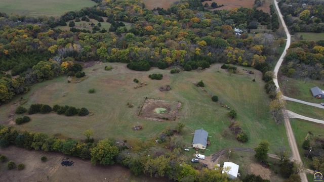 15571 154th Rd, Mayetta, KS 66509