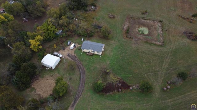 15571 154th Rd, Mayetta, KS 66509