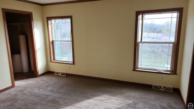 15571 154th Rd, Mayetta, KS 66509