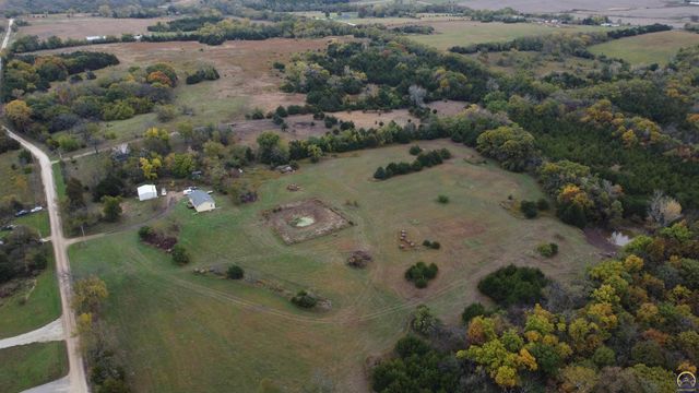 15571 154th Rd, Mayetta, KS 66509