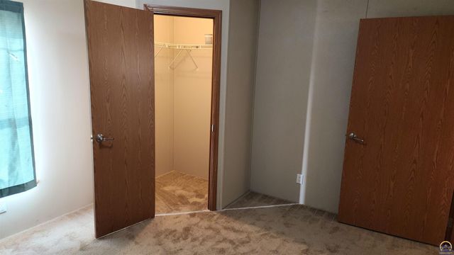 15571 154th Rd, Mayetta, KS 66509