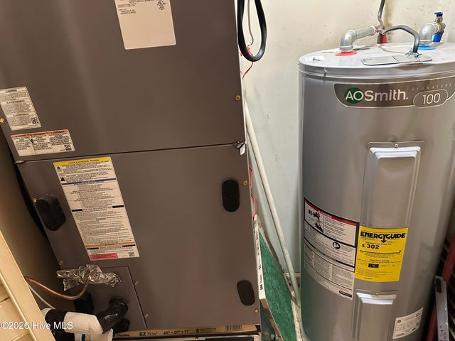 221 E Lewis Street, Whiteville, NC 28472