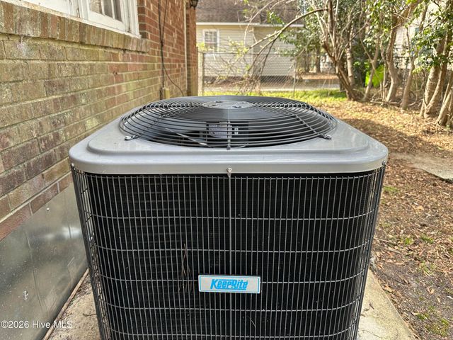 221 E Lewis Street, Whiteville, NC 28472