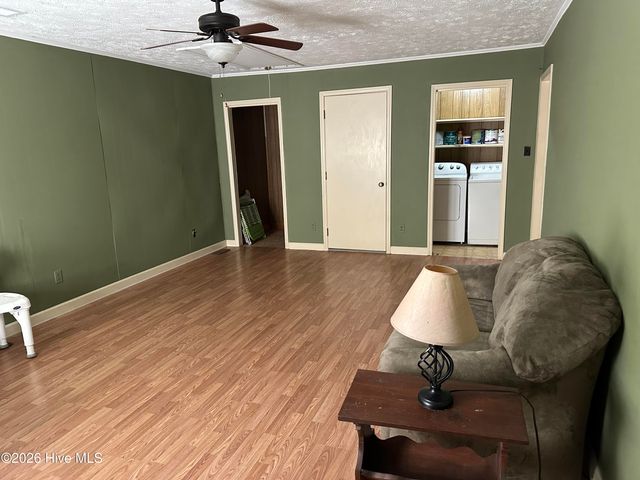221 E Lewis Street, Whiteville, NC 28472