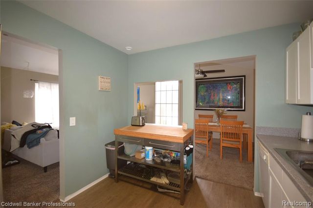 1141 Pine Ridge Court, Rochester Hills, MI 48306