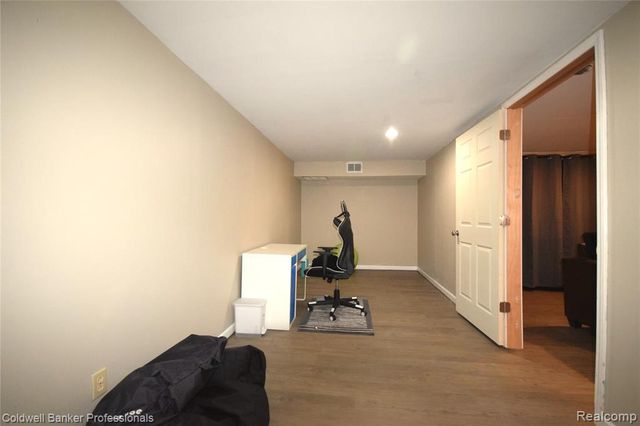 1141 Pine Ridge Court, Rochester Hills, MI 48306