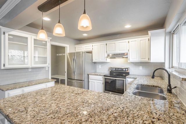 14016 Apache Drive, Edmond, OK 73013