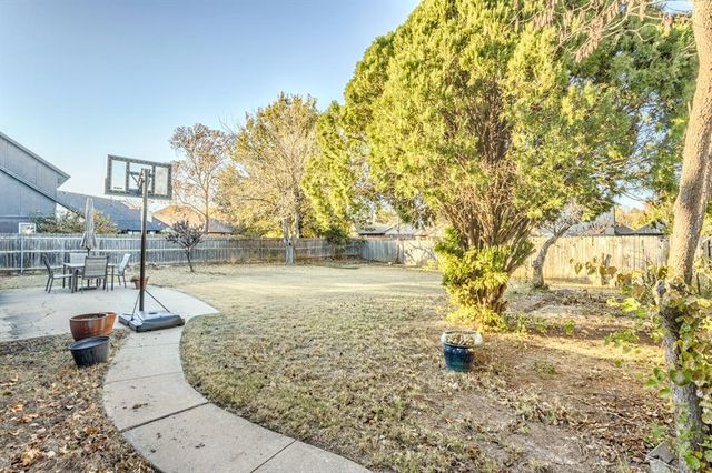 14016 Apache Drive, Edmond, OK 73013