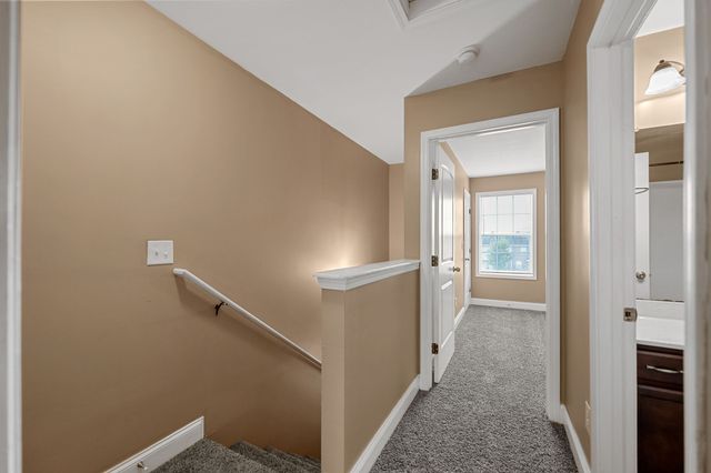 2287 McCormick Ln Apt I, Clarksville, TN 37040