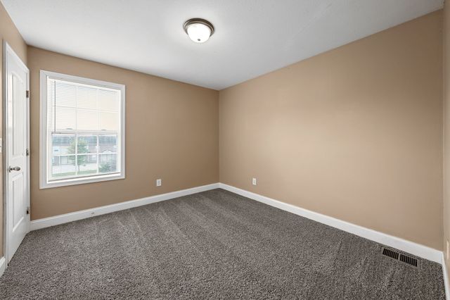 2287 McCormick Ln Apt I, Clarksville, TN 37040