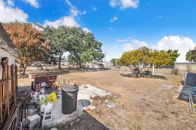 118 S 5TH STREET, Haines City, FL 33844