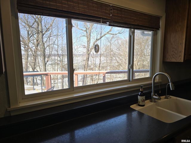 2208 N MAIN Street, East Peoria, IL 61611