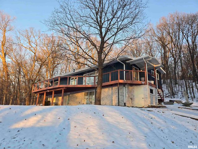 2208 N MAIN Street, East Peoria, IL 61611