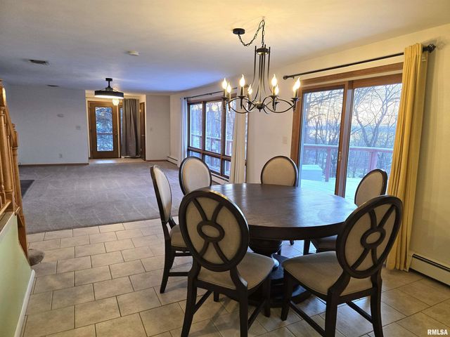 2208 N MAIN Street, East Peoria, IL 61611