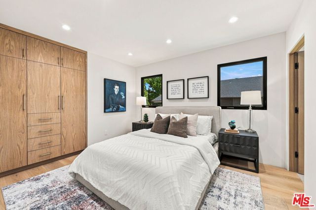 4949 Bilmoor Avenue, Tarzana (los Angeles), CA 91356