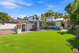 4949 Bilmoor Avenue, Tarzana (los Angeles), CA 91356
