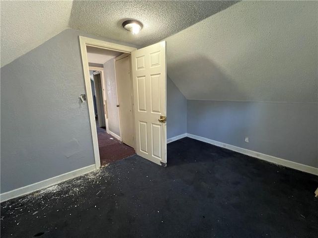 445 N Quincy Avenue, Kansas City, MO 64123