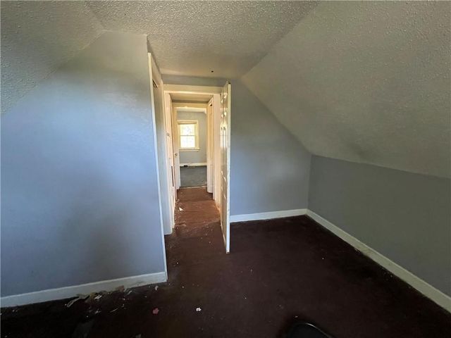 445 N Quincy Avenue, Kansas City, MO 64123