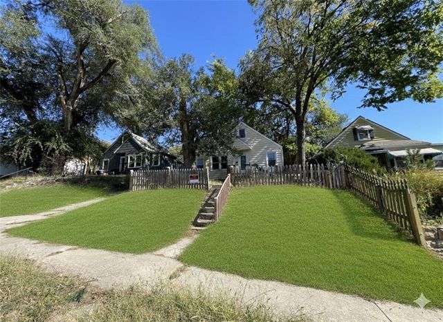 445 N Quincy Avenue, Kansas City, MO 64123