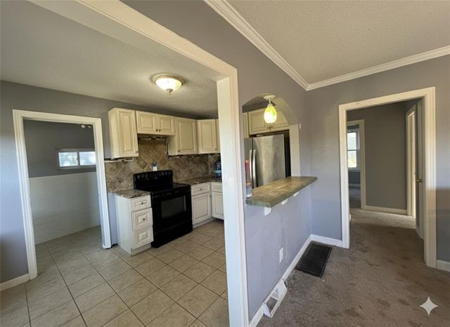 445 N Quincy Avenue, Kansas City, MO 64123