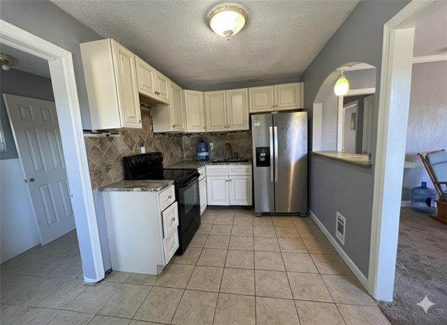 445 N Quincy Avenue, Kansas City, MO 64123