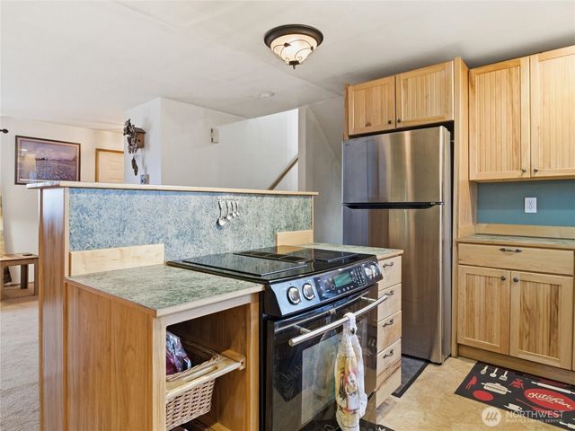 304 5th Avenue NW, Algona, WA 98001