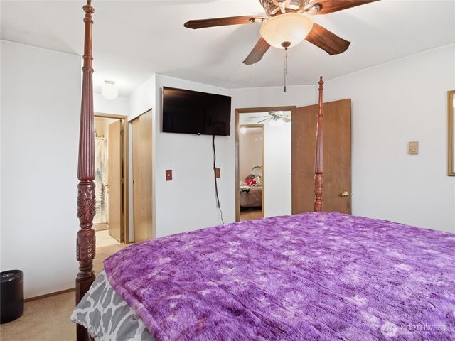 304 5th Avenue NW, Algona, WA 98001