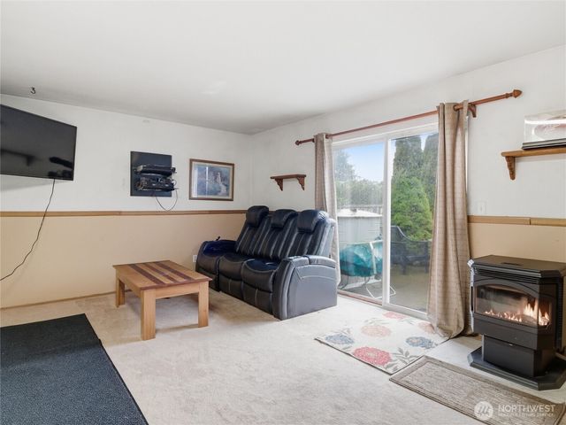 304 5th Avenue NW, Algona, WA 98001