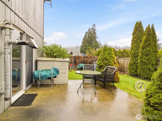 304 5th Avenue NW, Algona, WA 98001