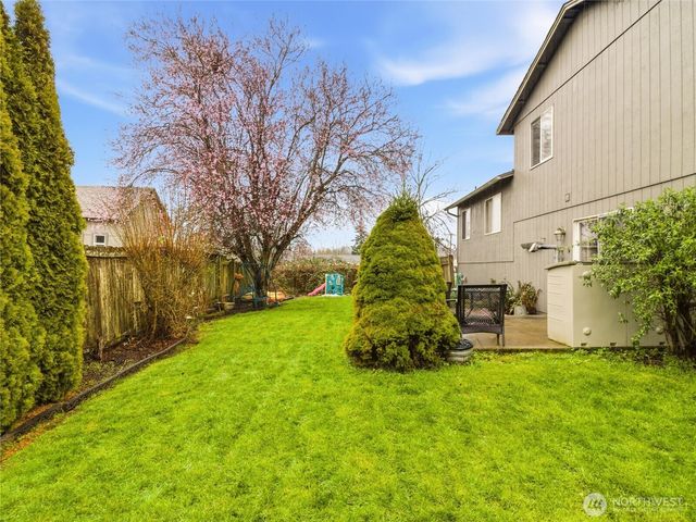 304 5th Avenue NW, Algona, WA 98001