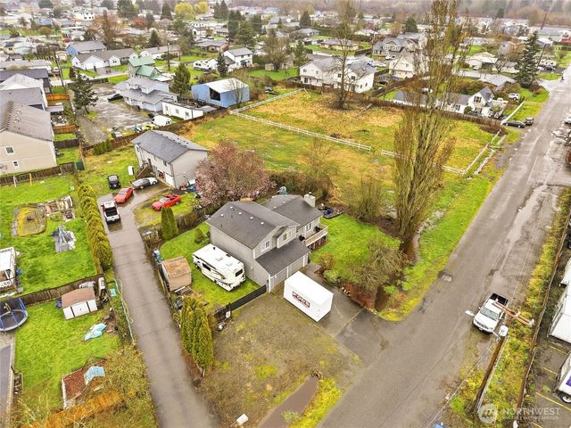 304 5th Avenue NW, Algona, WA 98001