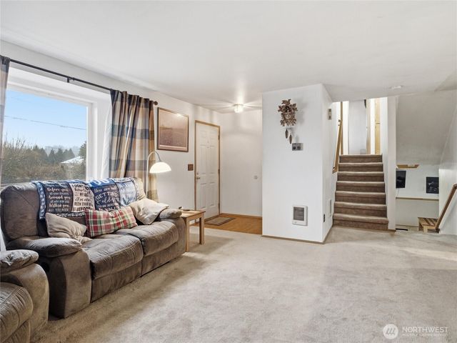 304 5th Avenue NW, Algona, WA 98001