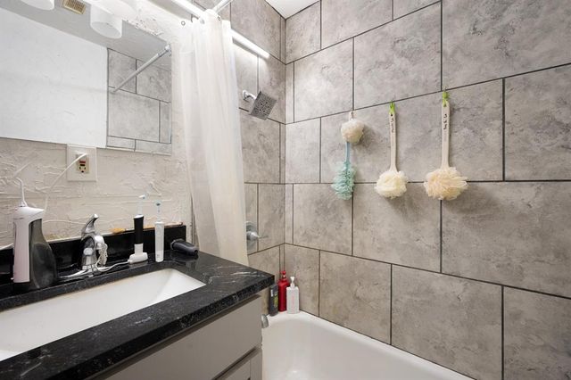 601 W Main Street, Edmond, OK 73003