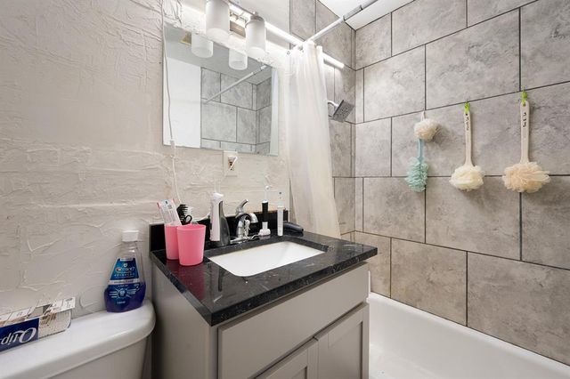 601 W Main Street, Edmond, OK 73003